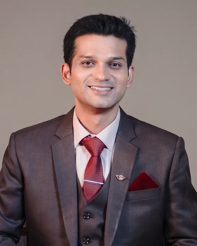 Dr. Ismail Zakaria, clinician and founder of IZ Digital, who coaches practice teams in the Done With You program